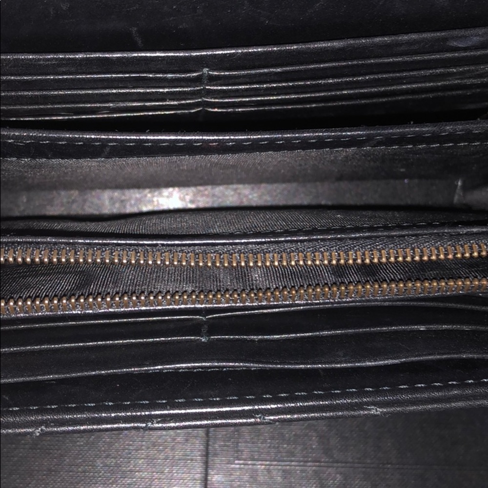 Black Gucci Mormont gold chain wallet bag - Picture 8 of 10
